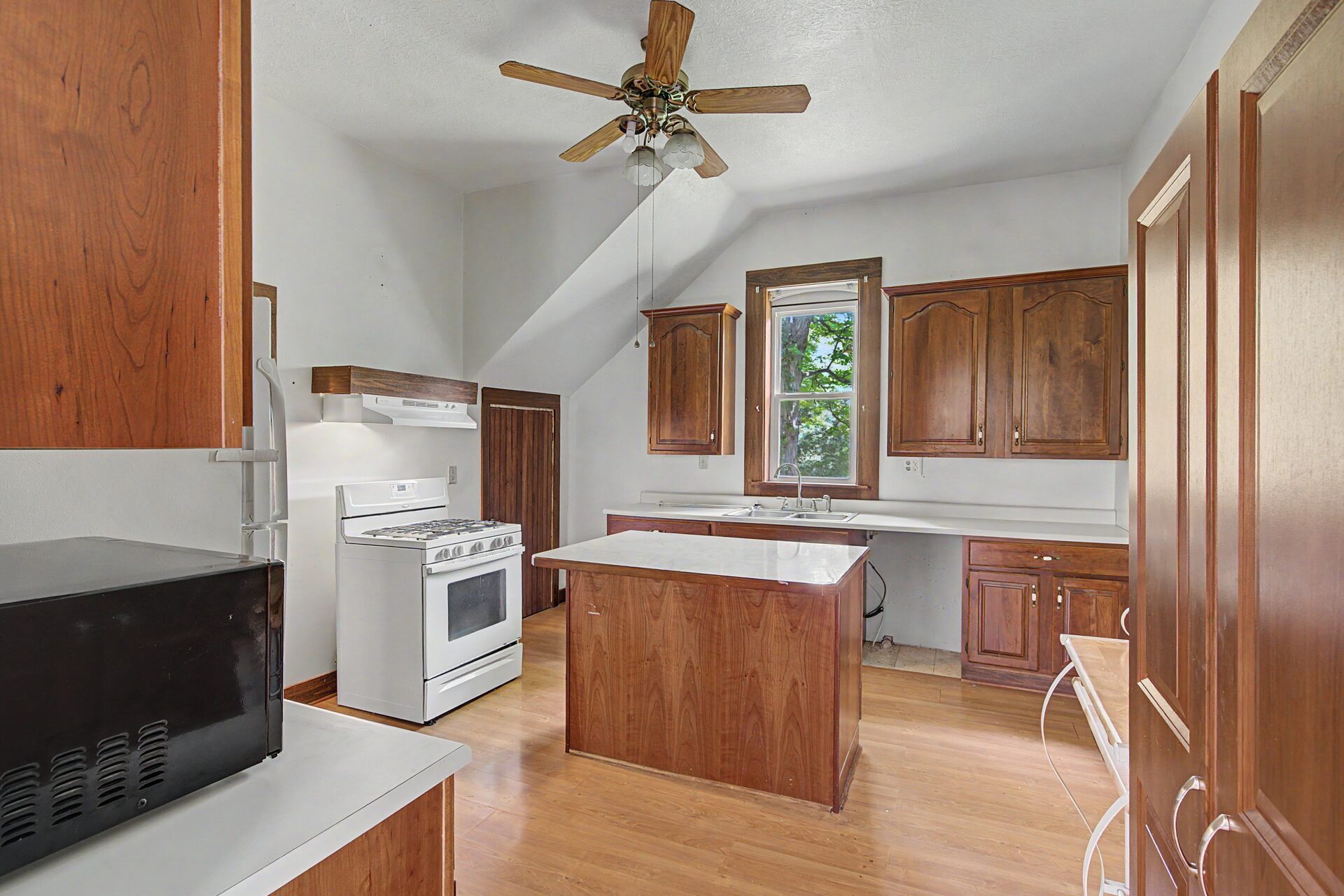 6 Acres with a Farmhouse in Fairfield County, OH - 3630 McCafferty Road NE - Photo 7